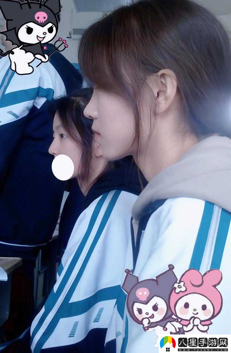 豐滿的女同學