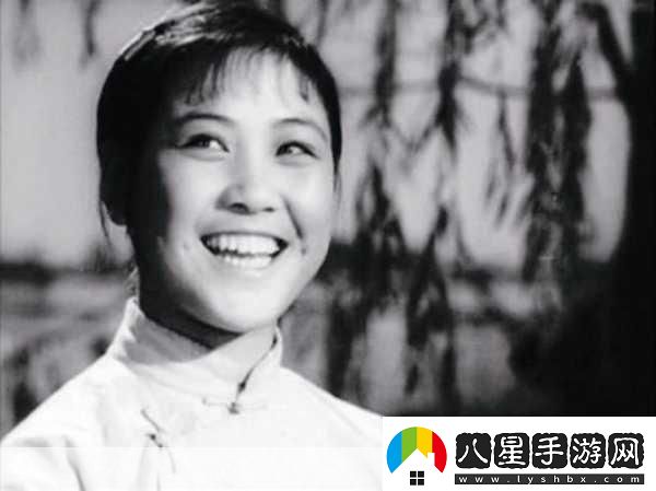 老李頭和他的媳婦性格有何特點(diǎn)