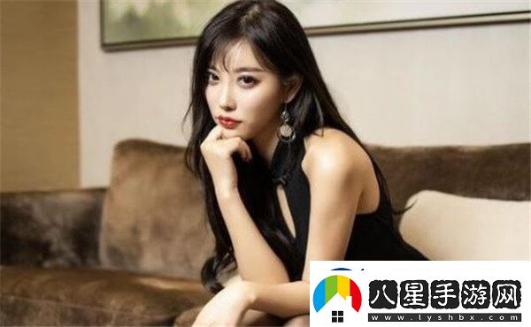 楊晨晨、顧欣欣、小甜心CC其實都是同一人