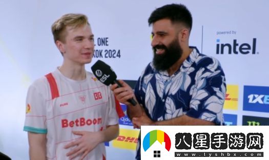 賽后采訪Pure