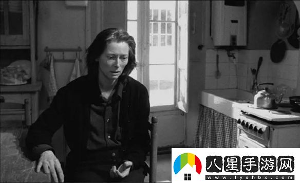 實至名歸！蒂爾達·斯文頓獲柏林電影節(jié)終身成就獎