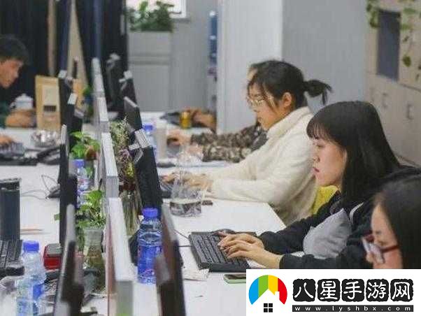 極品銷售客服上班跳蛋自