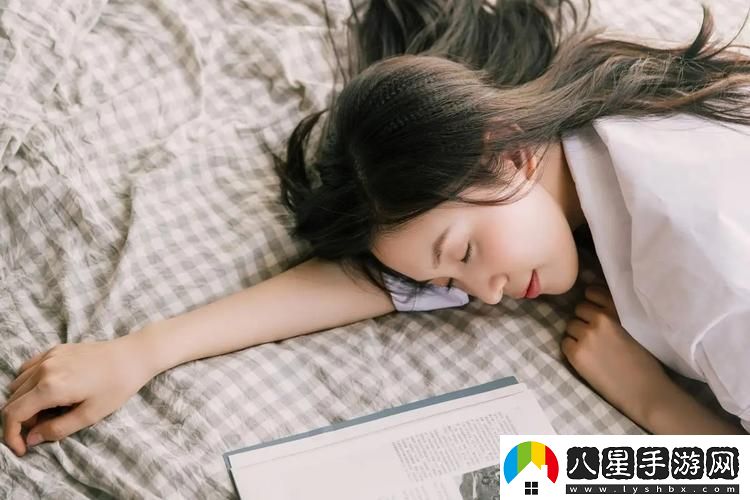 “蘭姨捂嘴”怕噪音