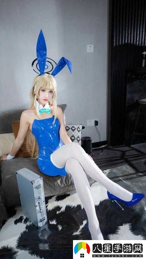 美女兔女郎被捅