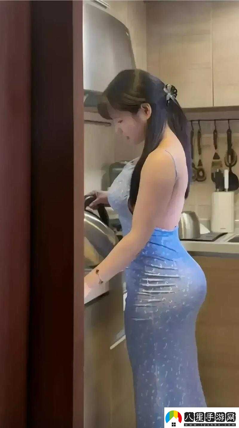 離異D奶氣質(zhì)嬌小少婦的別樣人生故事
