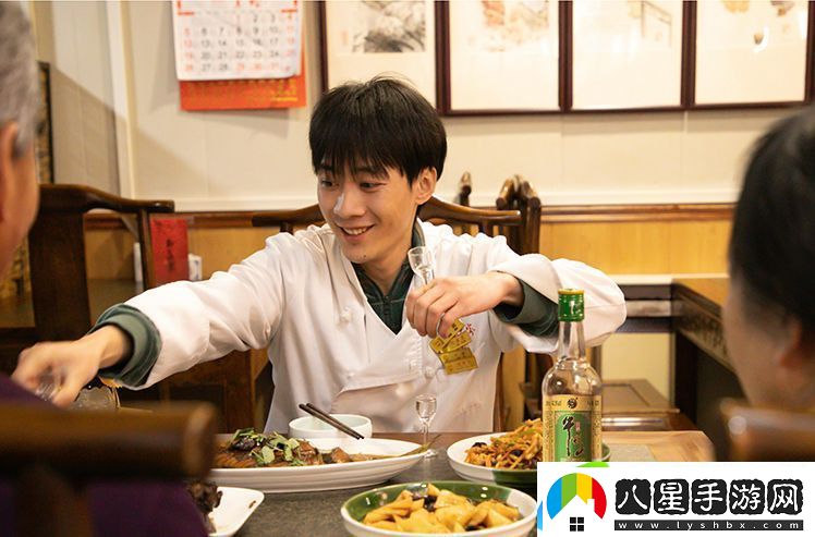 煙火人間系列短片首作遲到的年夜飯春節(jié)已上線