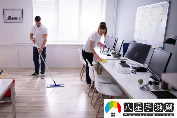 在辦公室進(jìn)行干濕活動(dòng)更新了