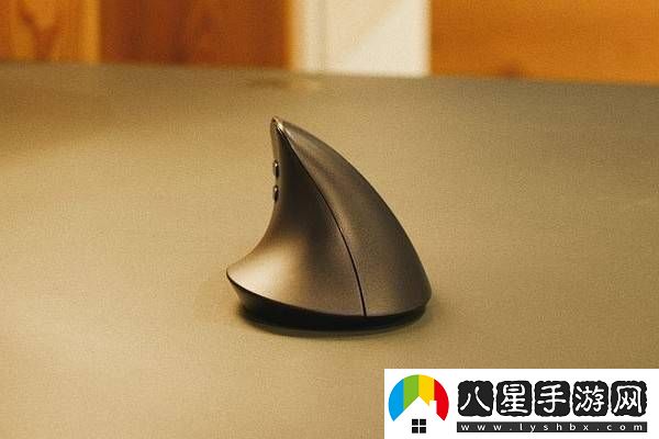 Hansker發(fā)布垂直游戲鼠標(biāo)