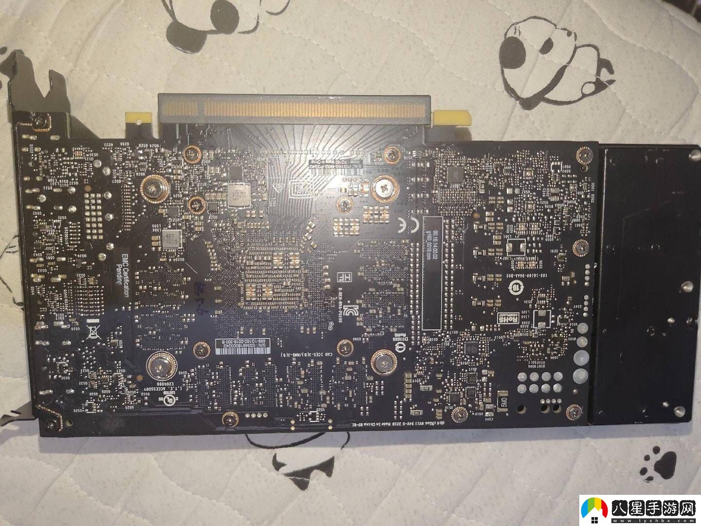 英偉達TU116核心工程樣卡曝光