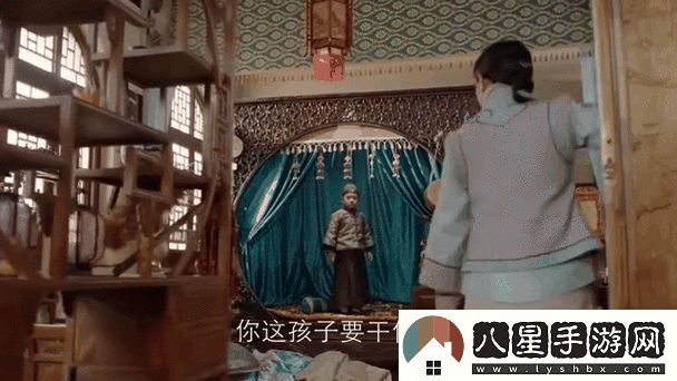 周瑩躲進被子里