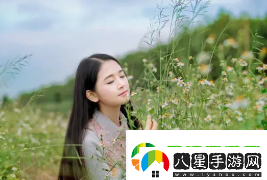 少蘿扒開腿秘